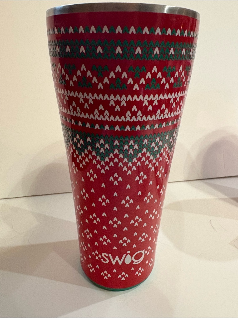 Swig Sweater Weather Christmas 32 oz Travel Tumbler